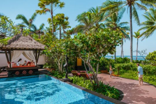 Hotel Pemenang Penghargaan, The St. Regis Bali Resort jadi Surga Liburan Keluarga