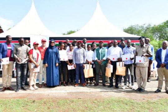 Huawei DigiTruck Kenya Rayakan Kelulusan 290 Peserta Program yang telah Menguasai Keahlian Digital