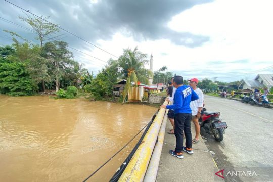 BNPB: Banjir rendam ratusan rumah di Luwu usai empat jam hujan deras