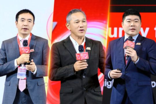 Himel Rayakan Kesukesan di Konferensi Distributor Global 2025 yang Berlangsung di Bangkok