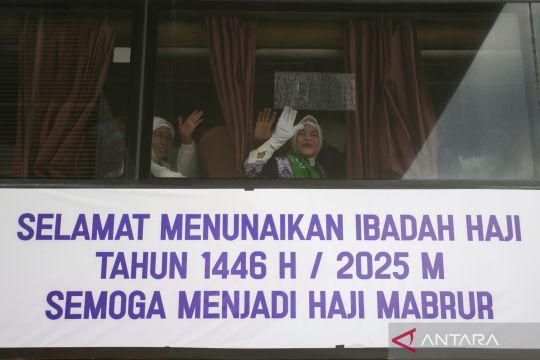 Keberangkatan Calon Haji Kloter I Embarkasi Banjarmasin