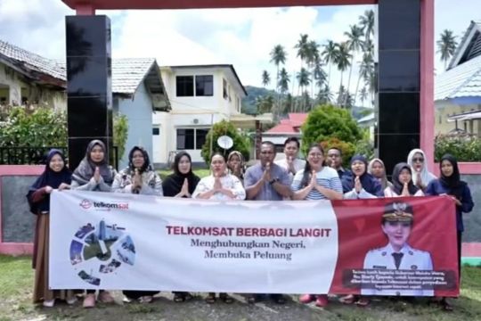 Telkomsat Dorong Transformasi Digital Sektor Kesehatan  di Puskesmas Mayau Batang Dua, Maluku Utara