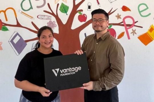 Vantage Foundation Bermitra dengan Hands of Hope Laos, Berdayakan Pemuda Tunarungu Lewat Pendidikan Inklusif