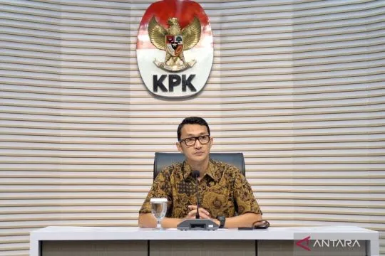 KPK panggil tiga saksi untuk usut kasus Dinas PU Mempawah Kalbar