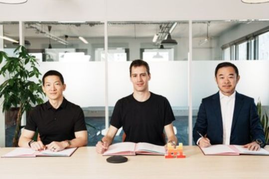 G42 bersama Mistral AI membangun platform dan infrastruktur AI generasi baru