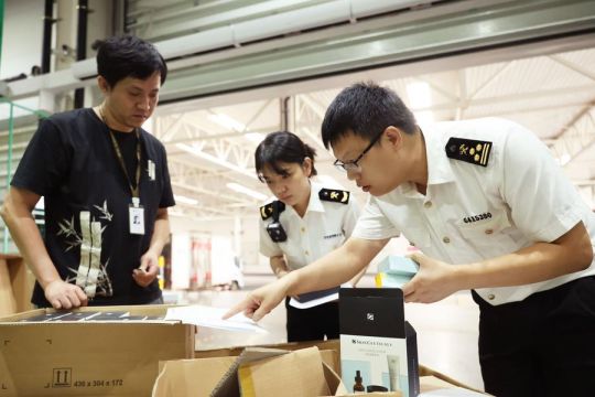 Industri bebas bea di Pelabuhan Hainan perkuat pengawasan