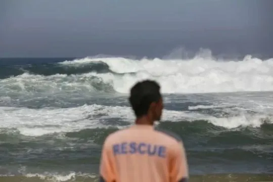 BPBD Bantul: Waspada ombak besar di pantai selatan hingga 1 September