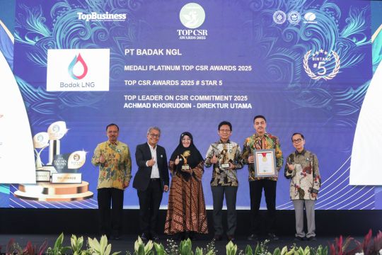Badak LNG Pertahankan Penghargaan Tertinggi di Top CSR Awards 2025