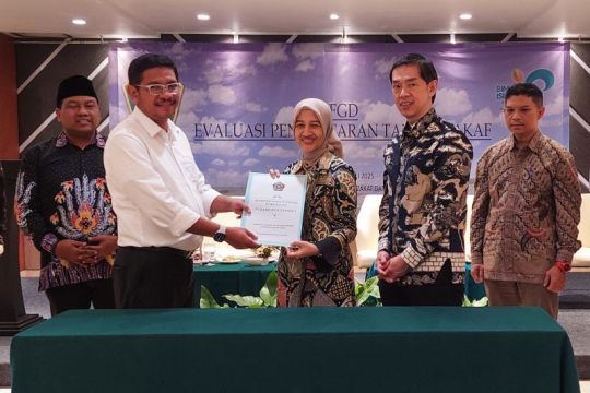 BCA Syariah ditetapkan Kemenag sebagai LKS penerima wakaf uang