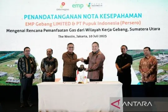 Pupuk Indonesia teken dua MoU guna percepat transisi energi