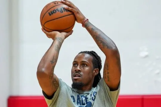 Isaiah Jackson bertahan di Pacers, perpanjang kontrak tiga tahun