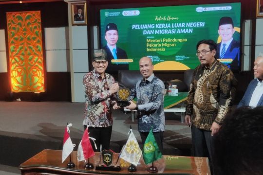 Kementerian P2MI gandeng Universitas Islam Riau edukasi pekerja migran
