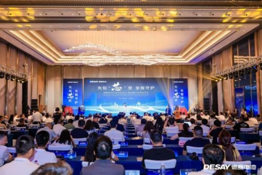 Desay Battery Lansir Sejumlah Teknologi Penyimpanan Energi dengan Fitur Keamanan Proaktif