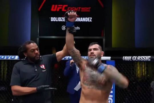 Hernandez serukan perebutan gelar setelah KO Dolidze di UCF Vegas 109