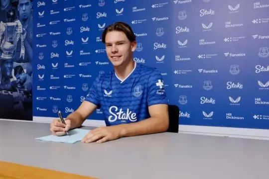 Everton gaet Tyler Dibling dari Southampton