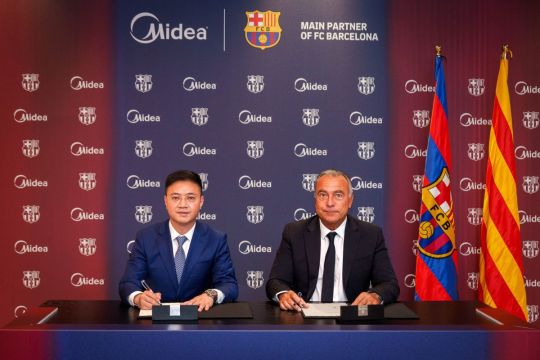 Midea Jadi Sponsor Utama Terbaru FC Barcelona