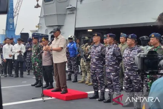 Menhan terima kapal baru TNI AL buatan Italia, KRI Brawijaya 320