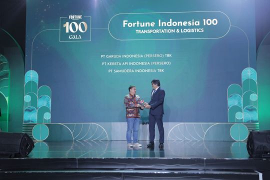 KAI Raih Penghargaan Fortune Indonesia 100 Gala 2025, Perkuat Peran sebagai Pilar Transportasi Nasional