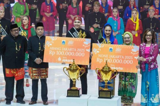 Bank Jakarta beri tabungan kepada Abang None 2025