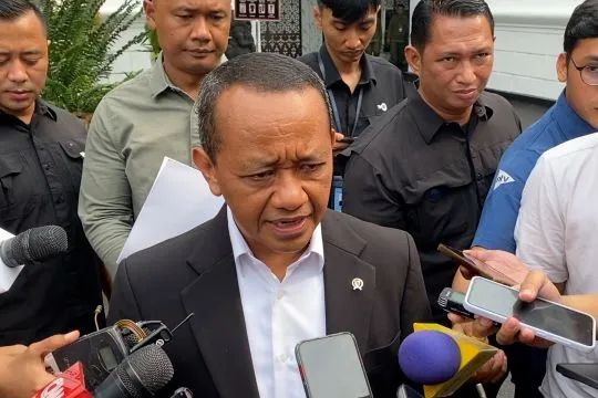 KPPU usut kelangkaan BBM swasta, Bahlil: Kuota impor capai 110 persen