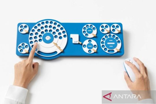 Google Jepang kenalkan keyboard konsep terinspirasi telepon jadul