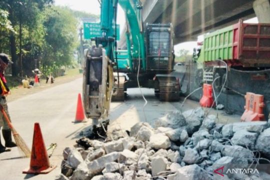 Jasamarga: Waspada kepadatan Tol Japek imbas perbaikan lima titik