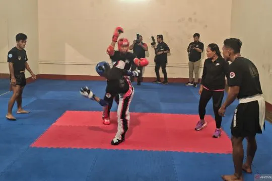 Juara kick boxing Aprilia dipersiapkan hadapi nomor baru di Thailand