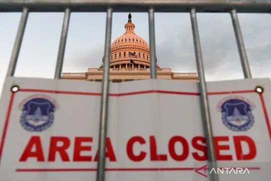 Perekonomian AS merugi Rp248,9 triliun per hari akibat government shutdown