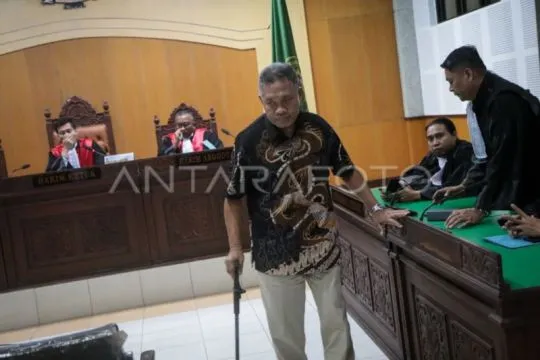 Divonis enam tahun, mantan Bupati Lombok Barat nyatakan banding