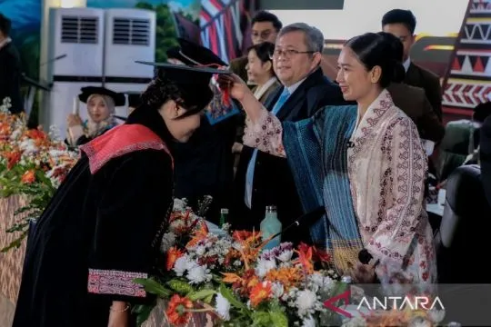 Wamenpar sebut lulusan Poltekpar pendorong inovasi pariwisata global