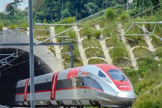 Whoosh Jadi Penggerak Ekonomi Hijau, Diminati 566 Ribu Wisatawan Asing