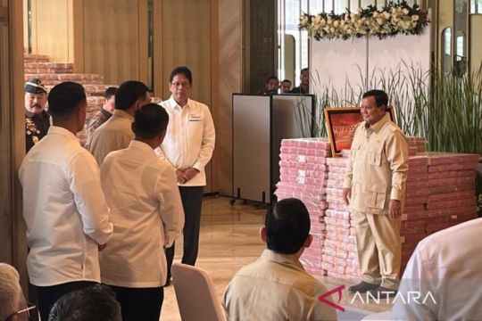 Kemarin, uang korupsi CPO Rp13 triliun dan hukum jangan tumpul ke atas