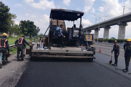 Jasamarga melanjutkan pemeliharaan jalan selama sepekan