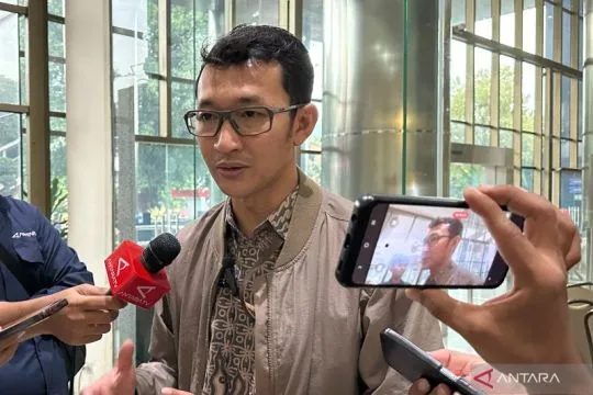 KPK periksa Kabag Umum-BMN Kemenag soal aliran uang kasus kuota haji