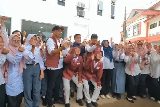 Kunker Seskab, evaluasi Sekolah Rakyat hingga penyaluran BLT
