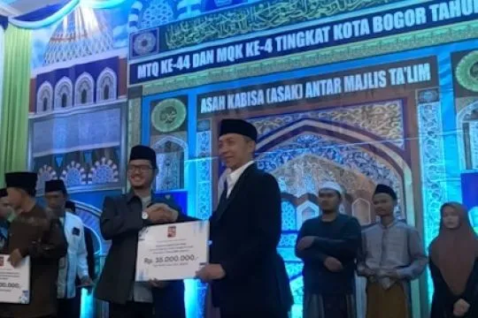Wali Kota Bogor ajak peserta MTQ teladani nilai Islam yang cintai alam