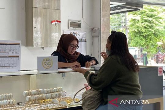 Senin ini, harga emas UBS-Galeri24 di Pegadaian kompak stabil
