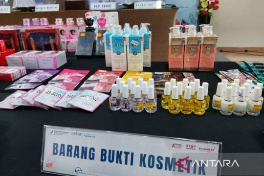 Dokter ingatkan konsumen untuk periksa label produk perawatan kulit