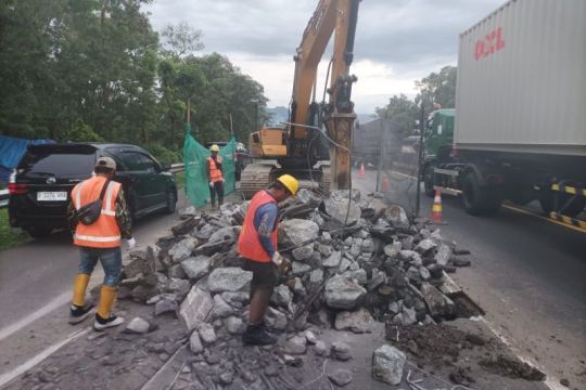 Jasa Marga umumkan adanya gangguan lalu lintas Cipularang-Purbaleunyi