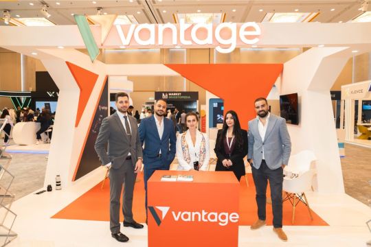 Vantage Jadi Sponsor Utama di Ajang Smart Vision Summit Bahrain 2025, Raih Gelar "Most Trusted Broker"