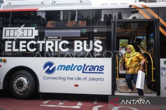DKI kemarin, transportasi gratis hingga rekayasa lalin akhir tahun