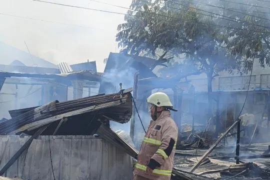 Tabung meledak, seorang tewas akibat kebakaran warung ayam Pekanbaru