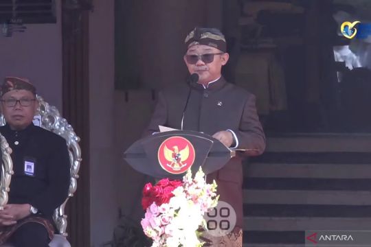 Humaniora kemarin, kado HGN 2025 hingga waspada flu babi