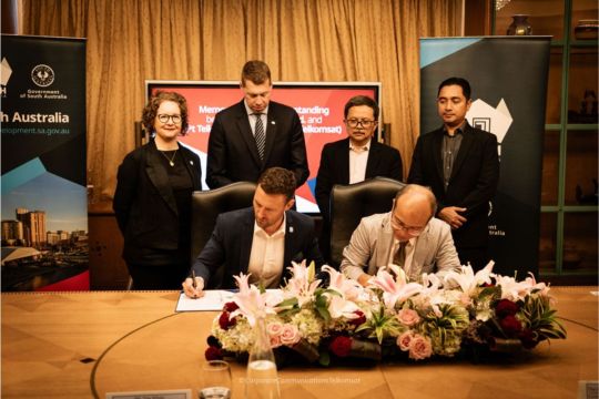 Telkomsat dan Myriota Jalin Kolaborasi untuk Hadirkan Layanan Satellite IoT Berdaya Rendah di Indonesia