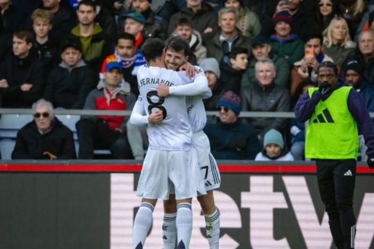 Manchester United bangkit kalahkan Crystal Palace 2-1