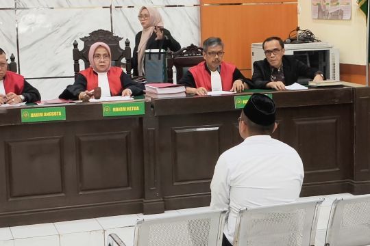 Vonis ringan kasus perekaman di WC sekolah, orang tua korban kecewa