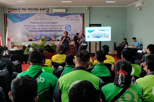 ANTARA Biro Banten edukasi pengemudi ojol Bantuan Hidup Dasar
