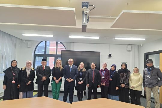 Kemenag lakukan monev program BIB di Coventry University
