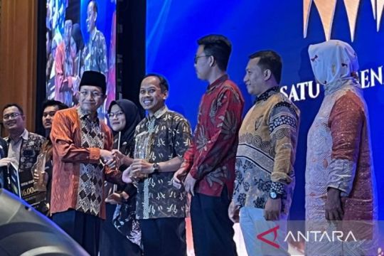 Wartawan ANTARA raih penghargaan Humas Kemenag Award 2025