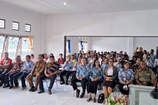 Kemenkum-Komisi XIII DPR RI dorong edukasi hukum KI di Uniflor Ende 